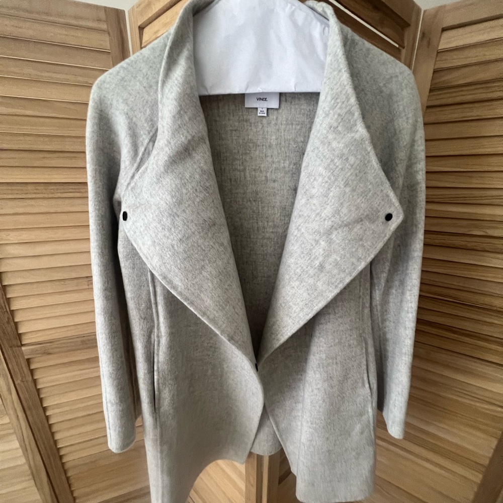Coat - Picture 2 of 6